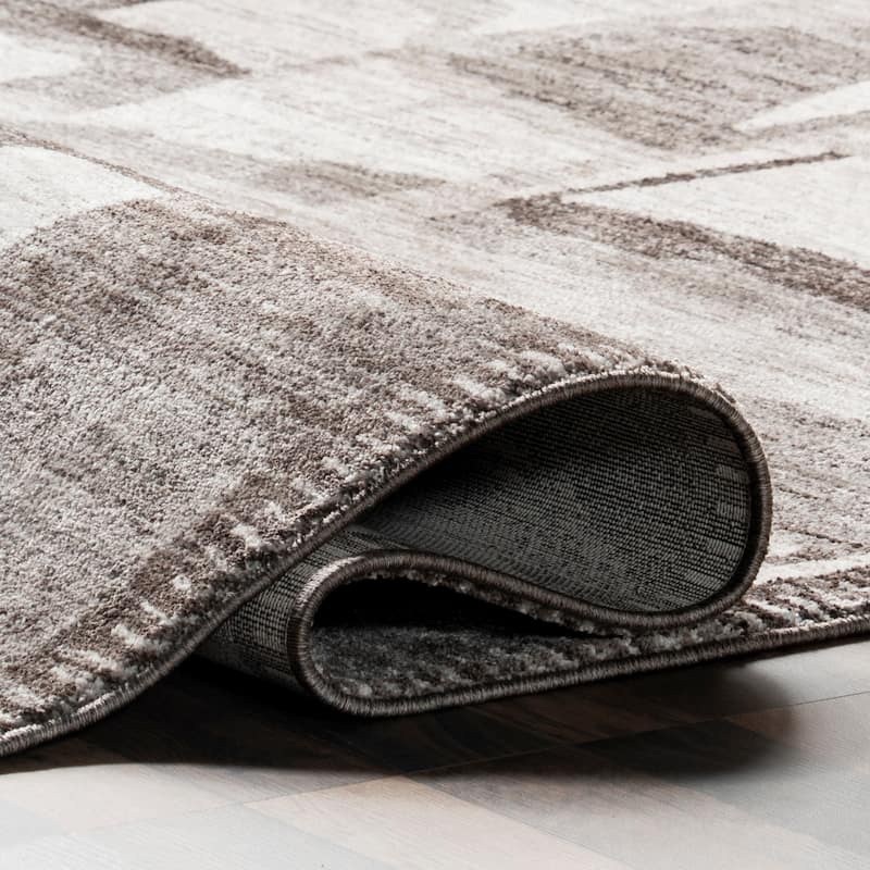 Nuloom Chrissie Abstract Shapes Fringe Area Rug