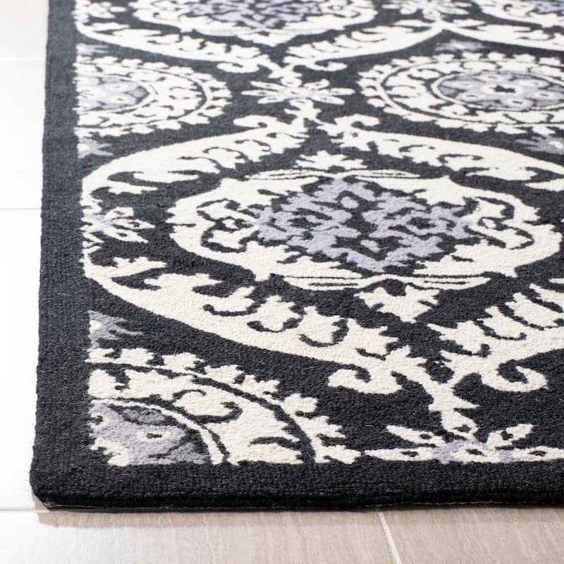 SAFAVIEH Handmade Chelsea Nazeli French Country Wool Rug