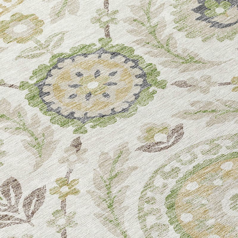 Machine Washable Indoor/ Outdoor Chantille Boho Suzani Rug