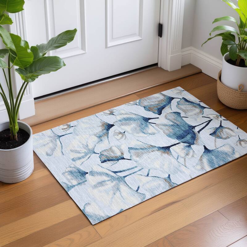 Machine Washable Indoor/ Outdoor Floral Love Chantille Rug
