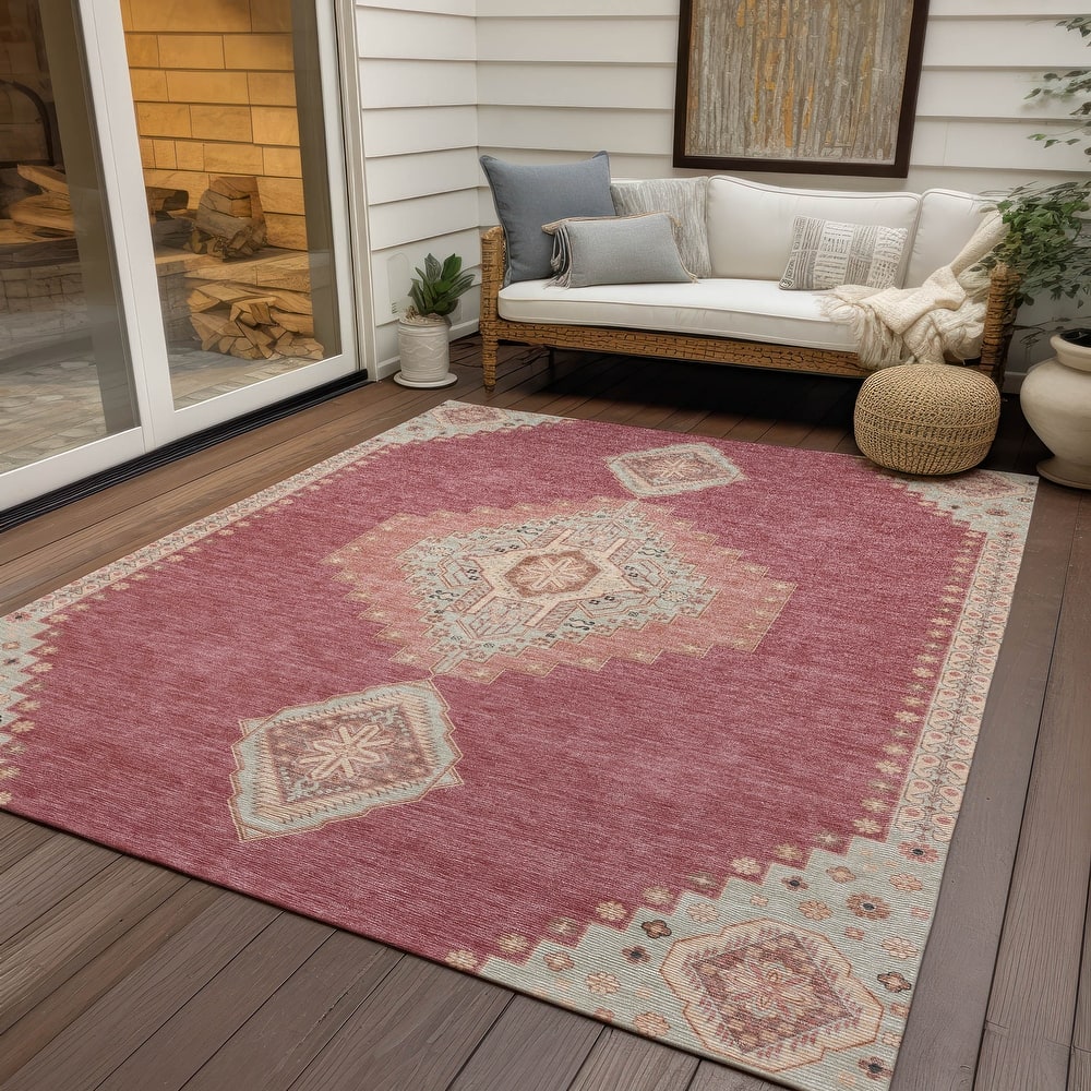 Machine Washable Indoor/ Outdoor Boho Traditional Chantille Rug