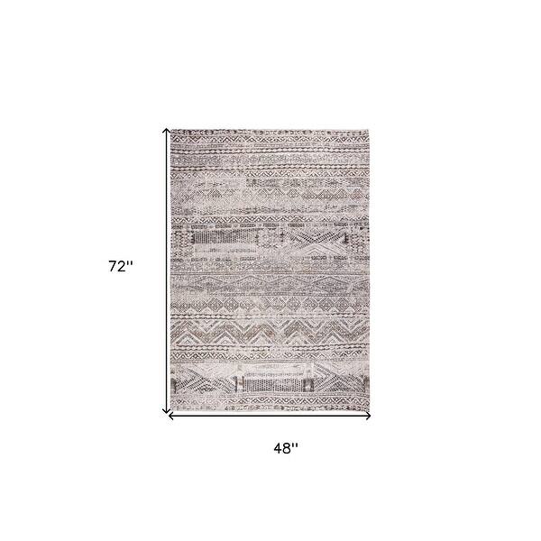 HomeRoots 5' X 7' Gray and White Oriental Non Skid Area Rug - 72' X '48 ...