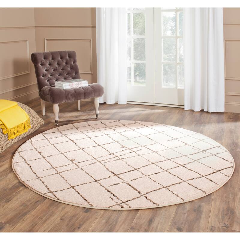 SAFAVIEH Tunisia Devi Southwestern Rug - 6' Round - Ivory - Round