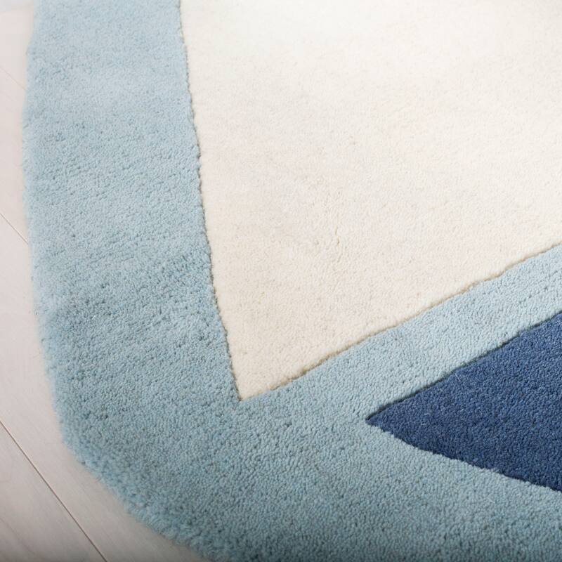 SAFAVIEH Martha Stewart Collection Modern & Contemporary Ivory / Blue Wool Rug
