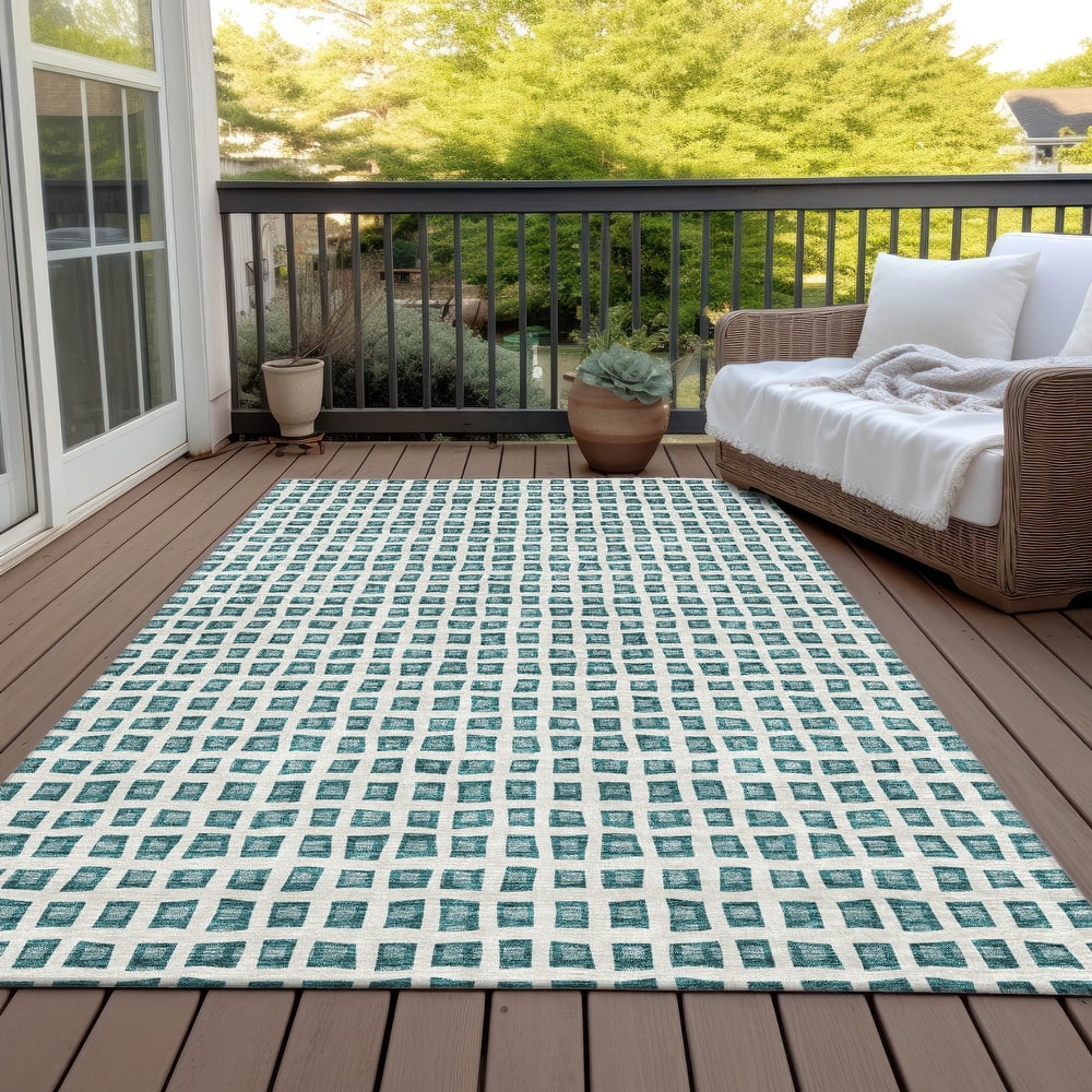 Machine Washable Indoor/ Outdoor Chantille Squared Rug