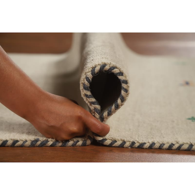 Hand Knotted Oriental 100% Wool Carpet Tribal Animal Pictorial Beige & Ivories Gabbeh Area Rug - 4' 10'' X 2' 10''