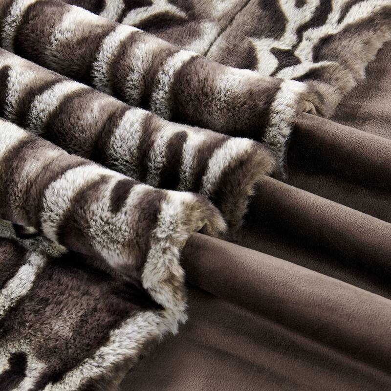 Tip Printing Light Fauxfur Throw