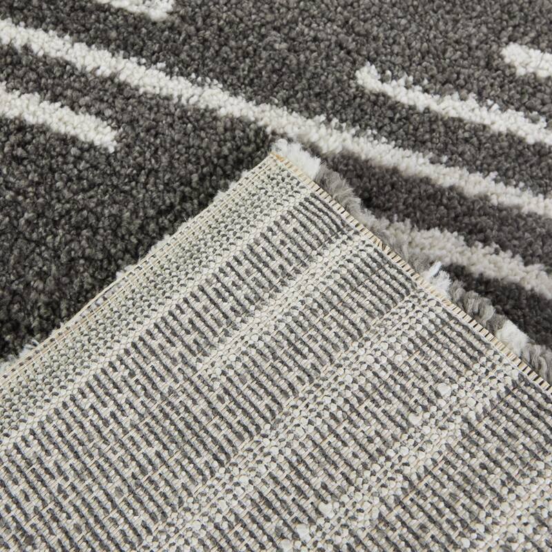 Keri Transitional Trellis Area Rug