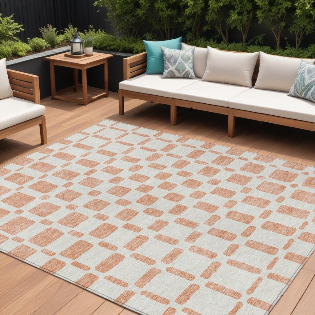 HomeRoots Geometric Transitional Rectangle Outdoor Rug