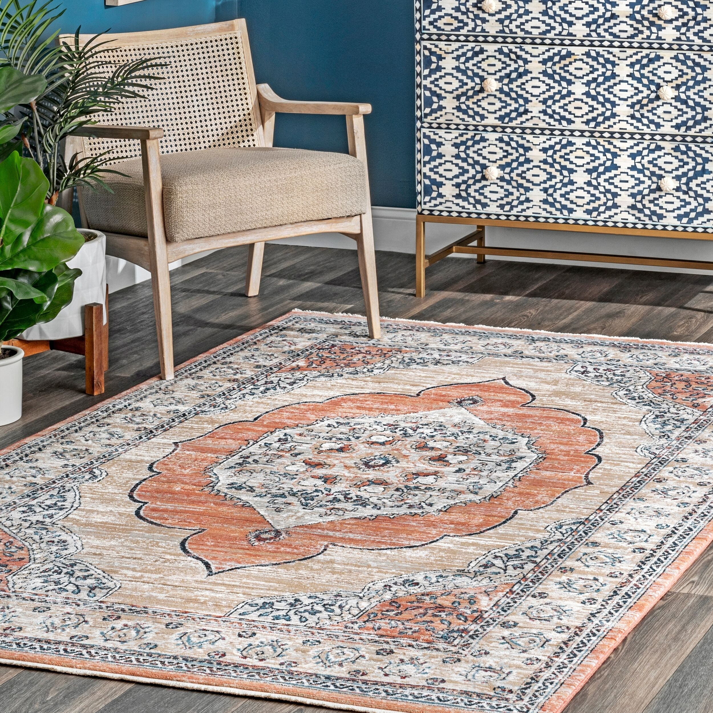 Nuloom Transitional Vintage Medallion Dalby Area Rug