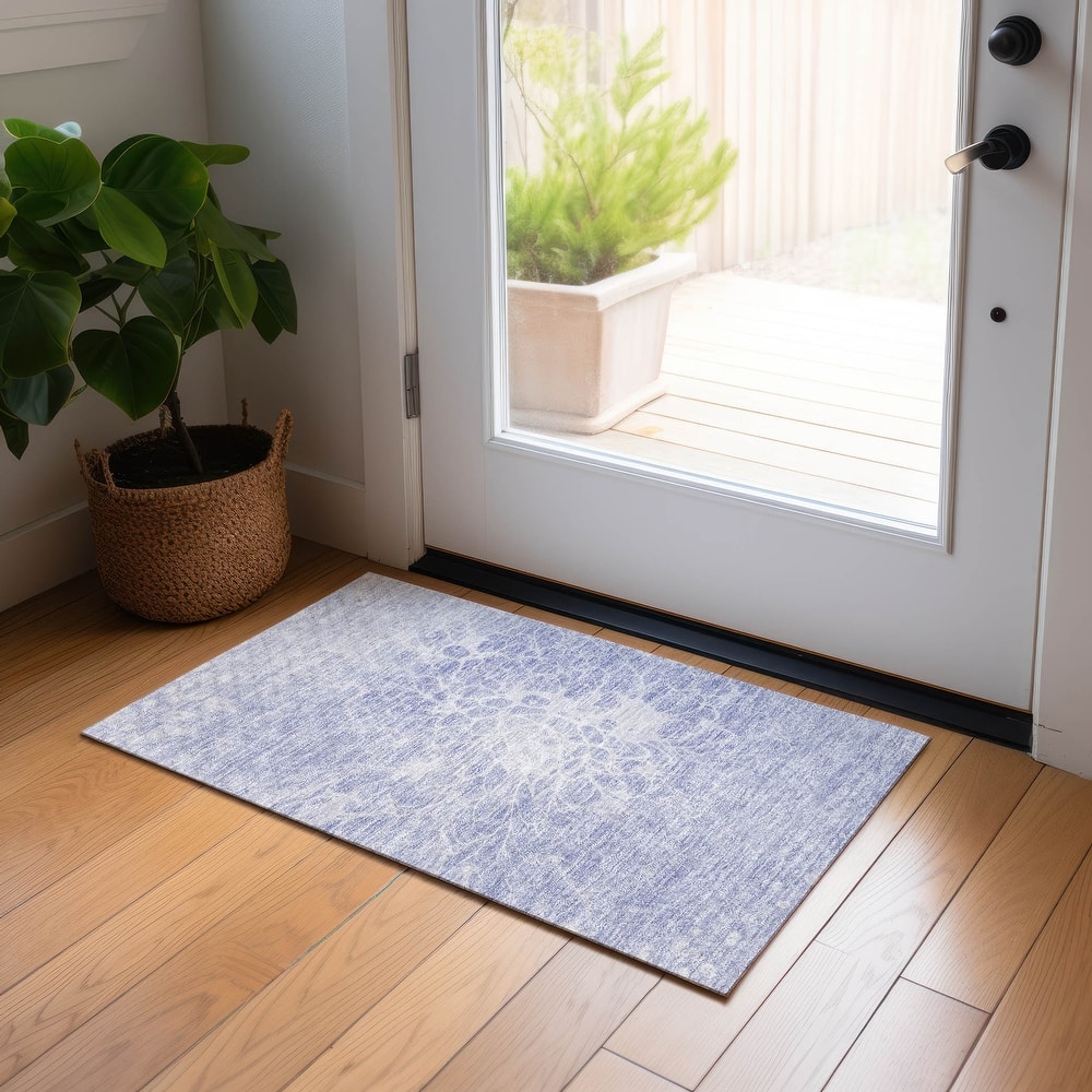 Machine Washable Indoor/ Outdoor Chantille Modern Vintage Floral Rug