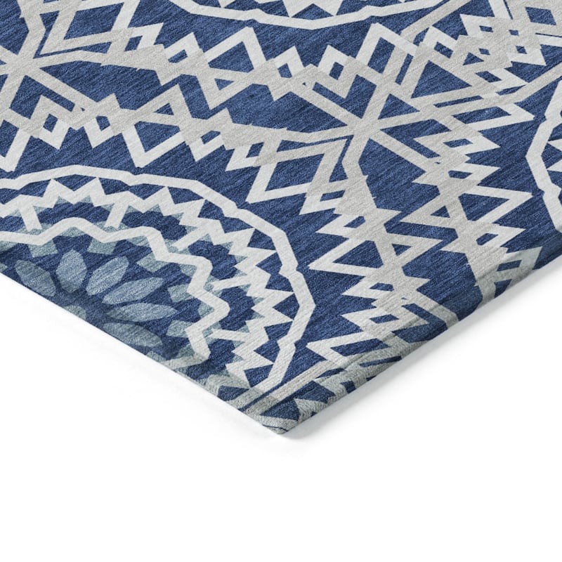HomeRoots Floral Medallion Transitional Rectangle Outdoor Rug