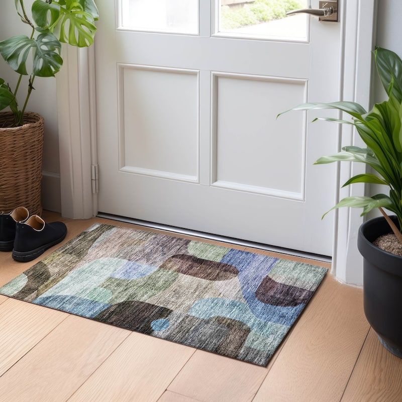 Machine Washable Indoor/ Outdoor Abstract Contemporary Chantille Rug - Brown - 1'8" x 2'6"