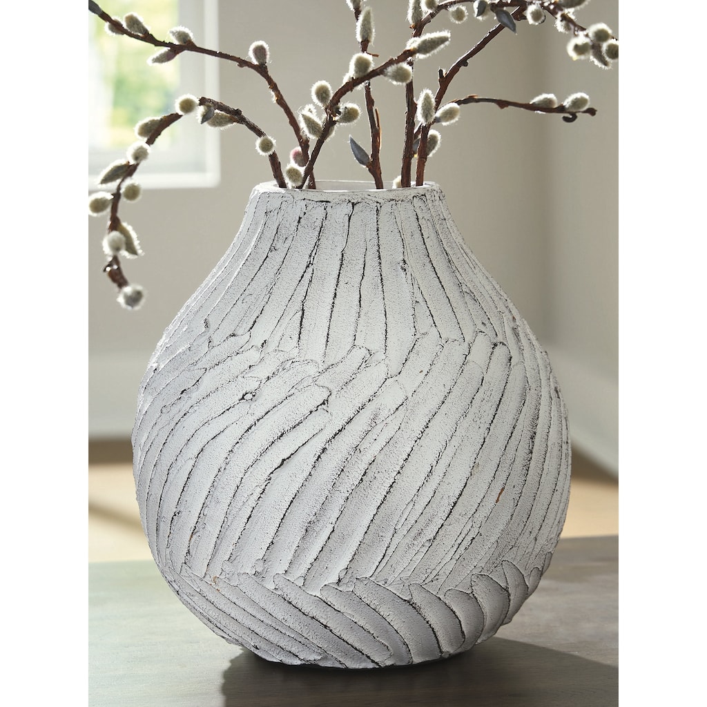 Signature Design by Ashley Shelvie White/Black Vase