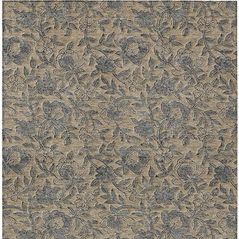 HomeRoots Floral Transitional Rectangle Outdoor Rug