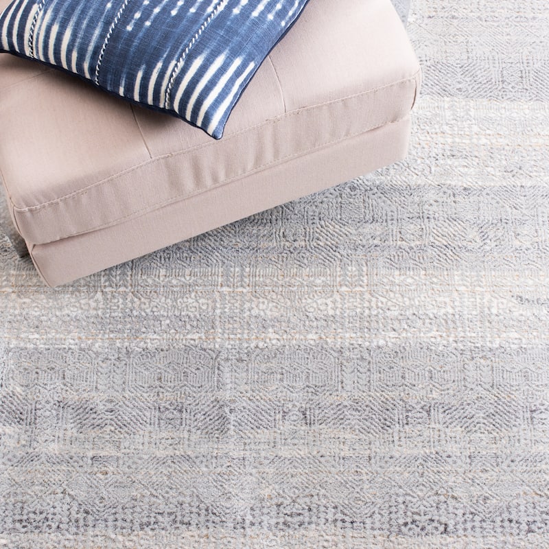 Martha Stewart by SAFAVIEH, Solenne Modern Rug