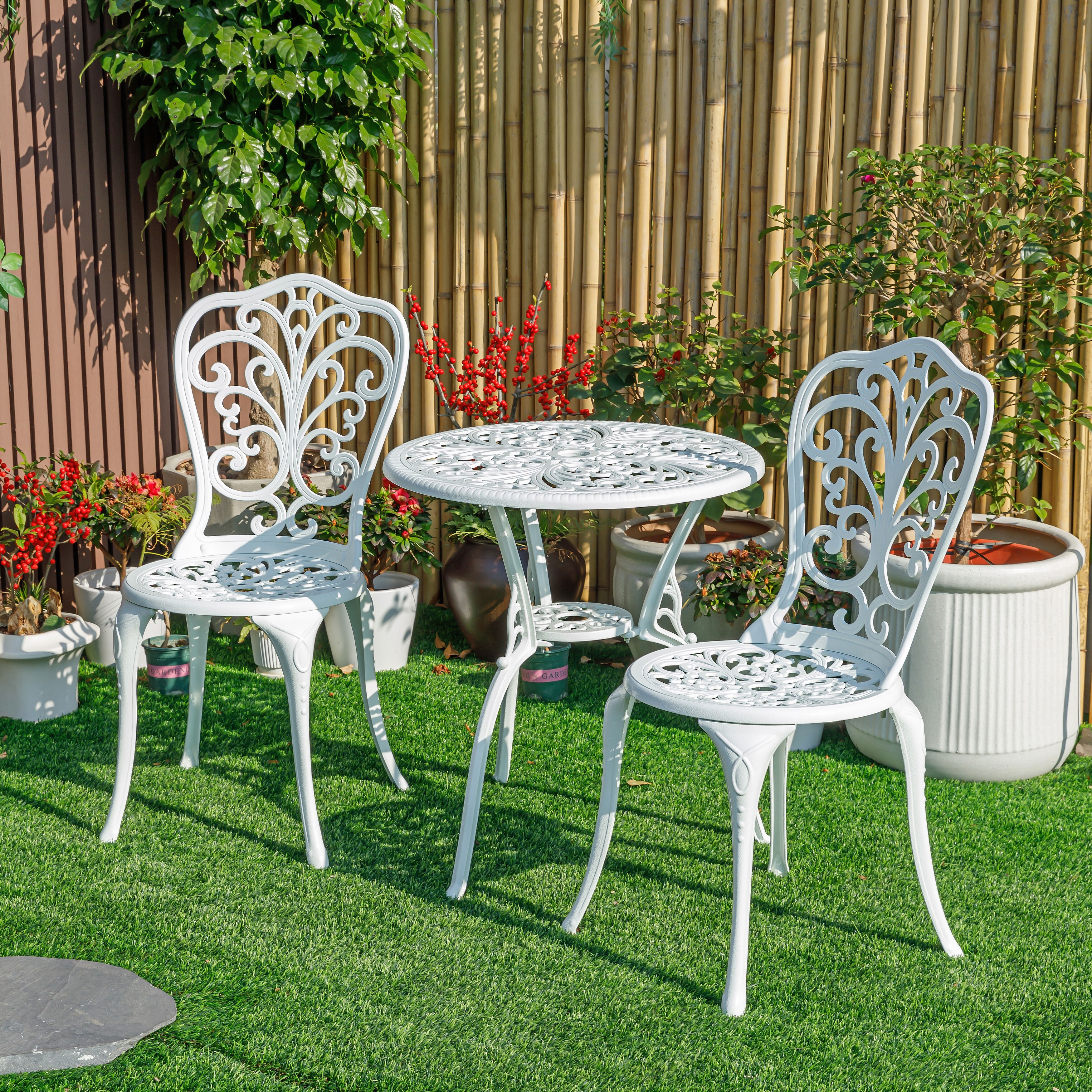White cast aluminium bistro hot sale set