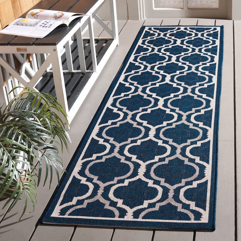 SAFAVIEH Courtyard Oyvor Indoor/ Outdoor Waterproof Patio Backyard Rug