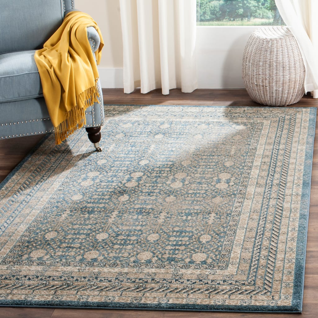 SAFAVIEH Sofia Geraldine Distressed Vintage Boho Oriental Rug