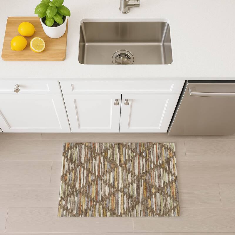 Machine Washable Indoor/ Outdoor Modern Trellis Chantille Rug