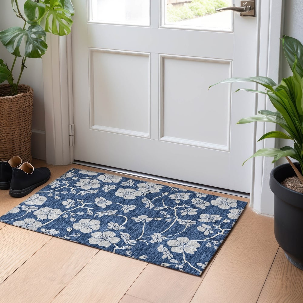 Machine Washable Indoor/ Outdoor Floral Zen Chantille Rug