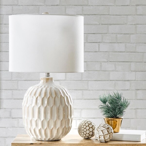 cream ceramic table lamp