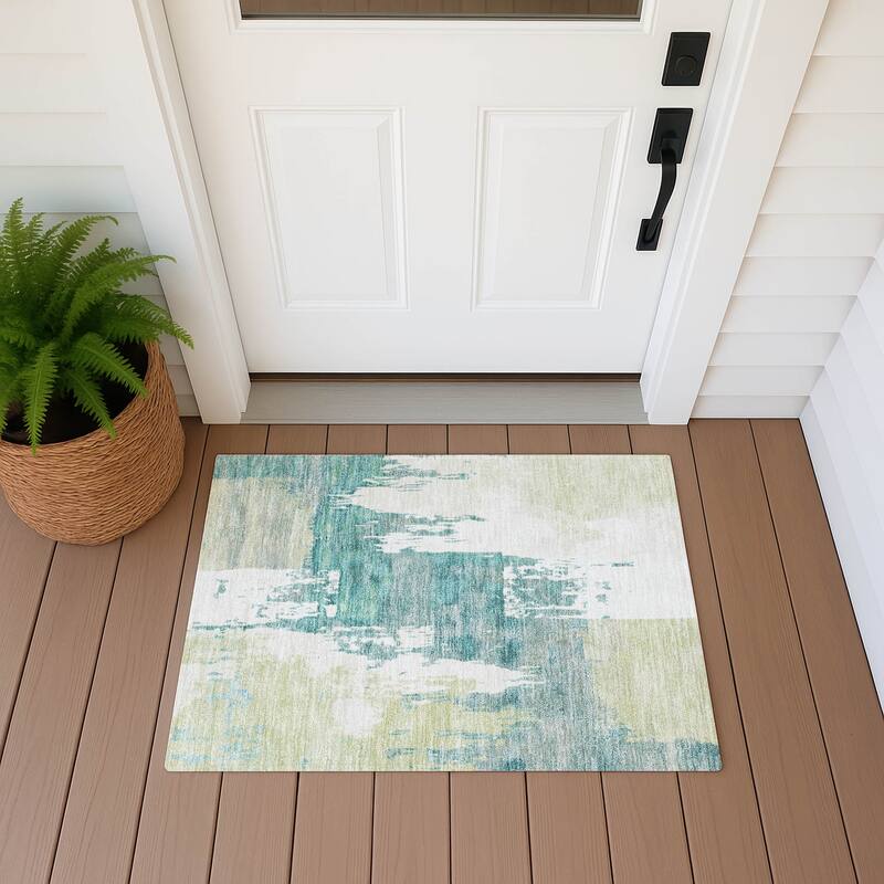 Machine Washable Indoor/ Outdoor Contemporary Fusion Chantille Rug - Aloe - 1'8" x 2'6"