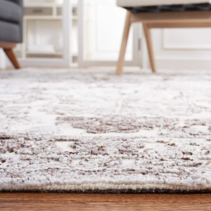 SAFAVIEH Handmade Trace Catina Rug