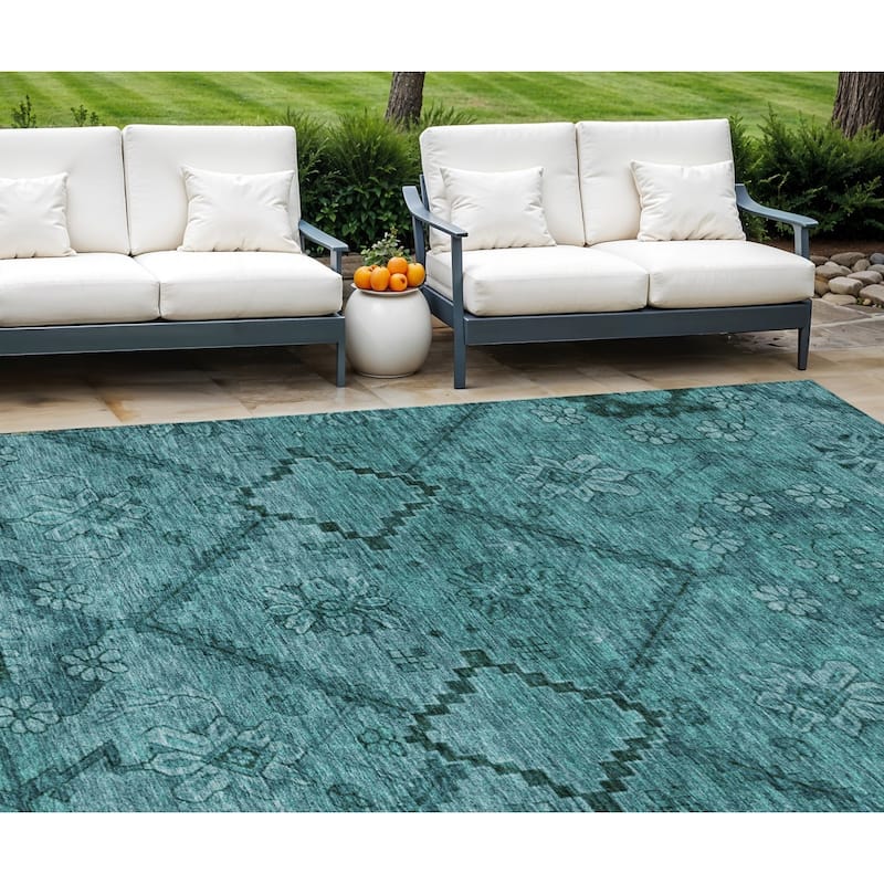 HomeRoots Floral Transitional Rectangle Outdoor Rug - 9' X 12'