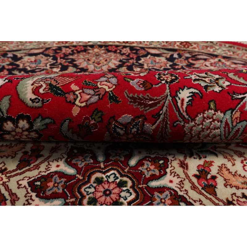 6'4''x6'4'' Round Hand Knotted Wool Red Round Oriental Area Rug - 6' 4'' x 6' 4''-Round