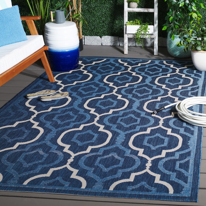 SAFAVIEH Courtyard Oyvor Indoor/ Outdoor Waterproof Patio Backyard Rug