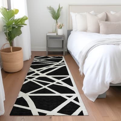 Machine Washable Indoor/ Outdoor Abstract Contemporary Chantille Rug