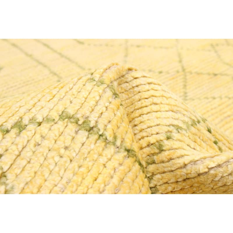 ECARPETGALLERY Hand-knotted Tangier Gold Wool Rug - 5'0 x 7'11