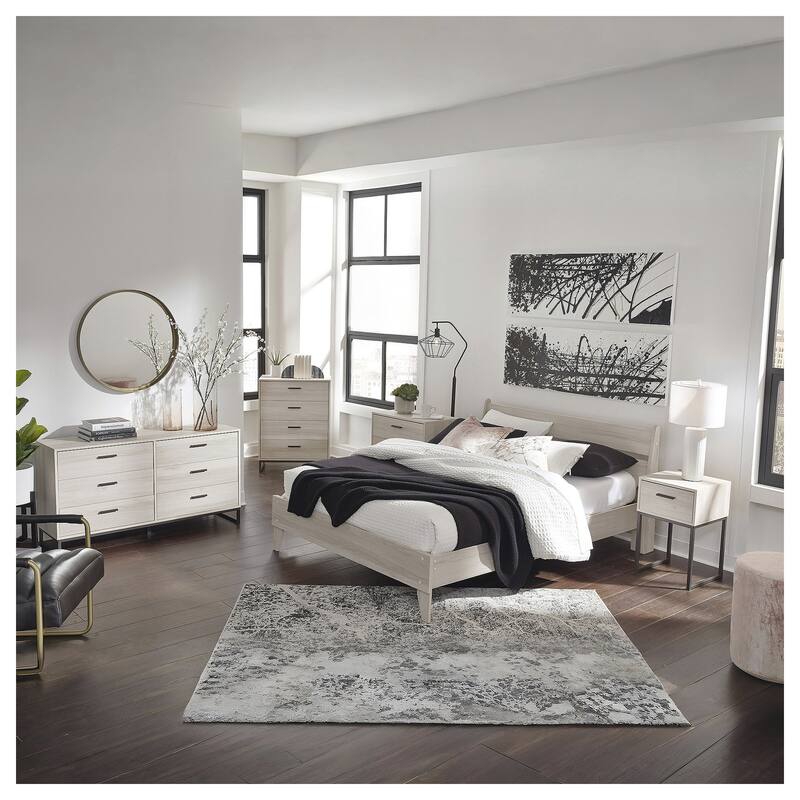 Signature Design by Ashley Socalle Light Natural/Black 5 Drawer Chest