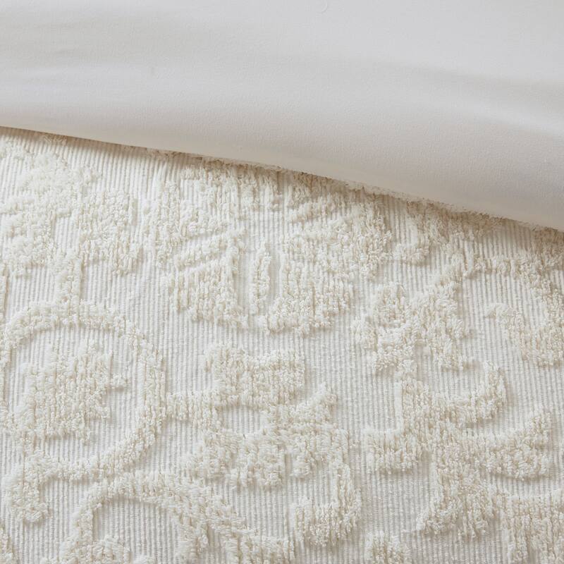 Madison Park Eliana 3 Piece Tufted Woven Comforter Set