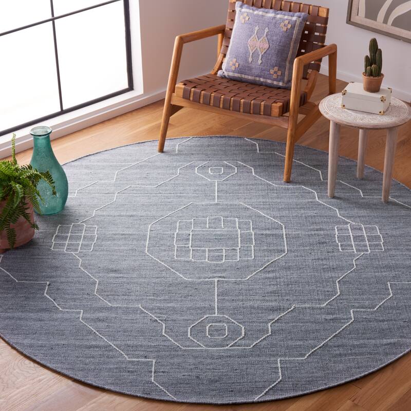 SAFAVIEH Handmade Kilim Kamlesh Moroccan Boho Rug - 7' Round - Dark Grey/Ivory - Round