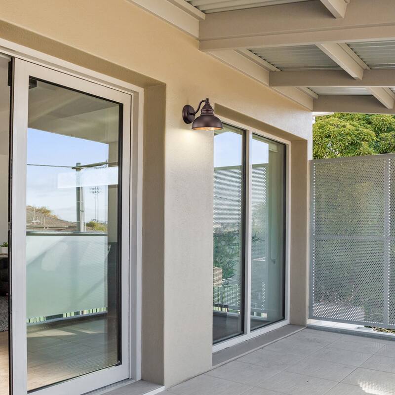 1-light Indoor/ Outdoor Wall Sconce