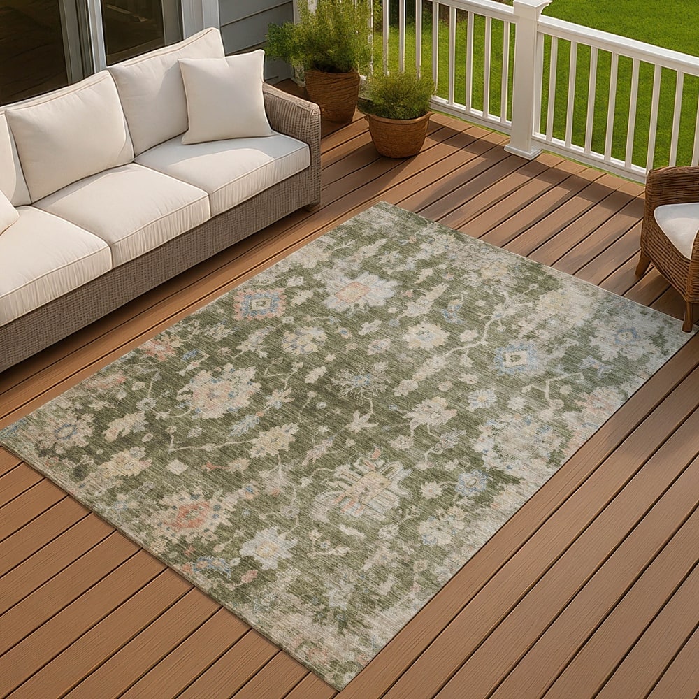 Machine Washable Indoor/ Outdoor Casual Traditional Chantille Rug