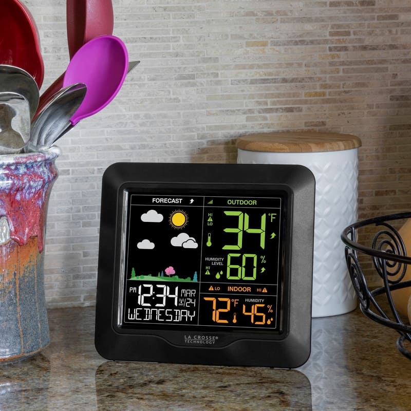La Crosse L78571 Wireless Digital Color Forecast Station with Alerts