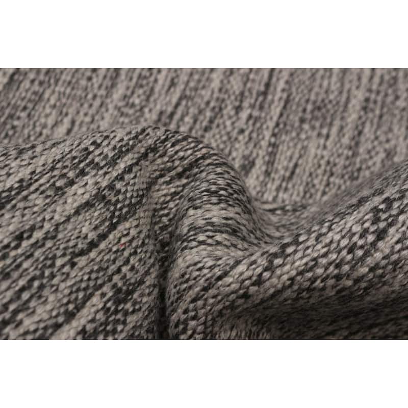 Boho Grey Kilim 4'11" x 7'10" - 4'11 x 7'10