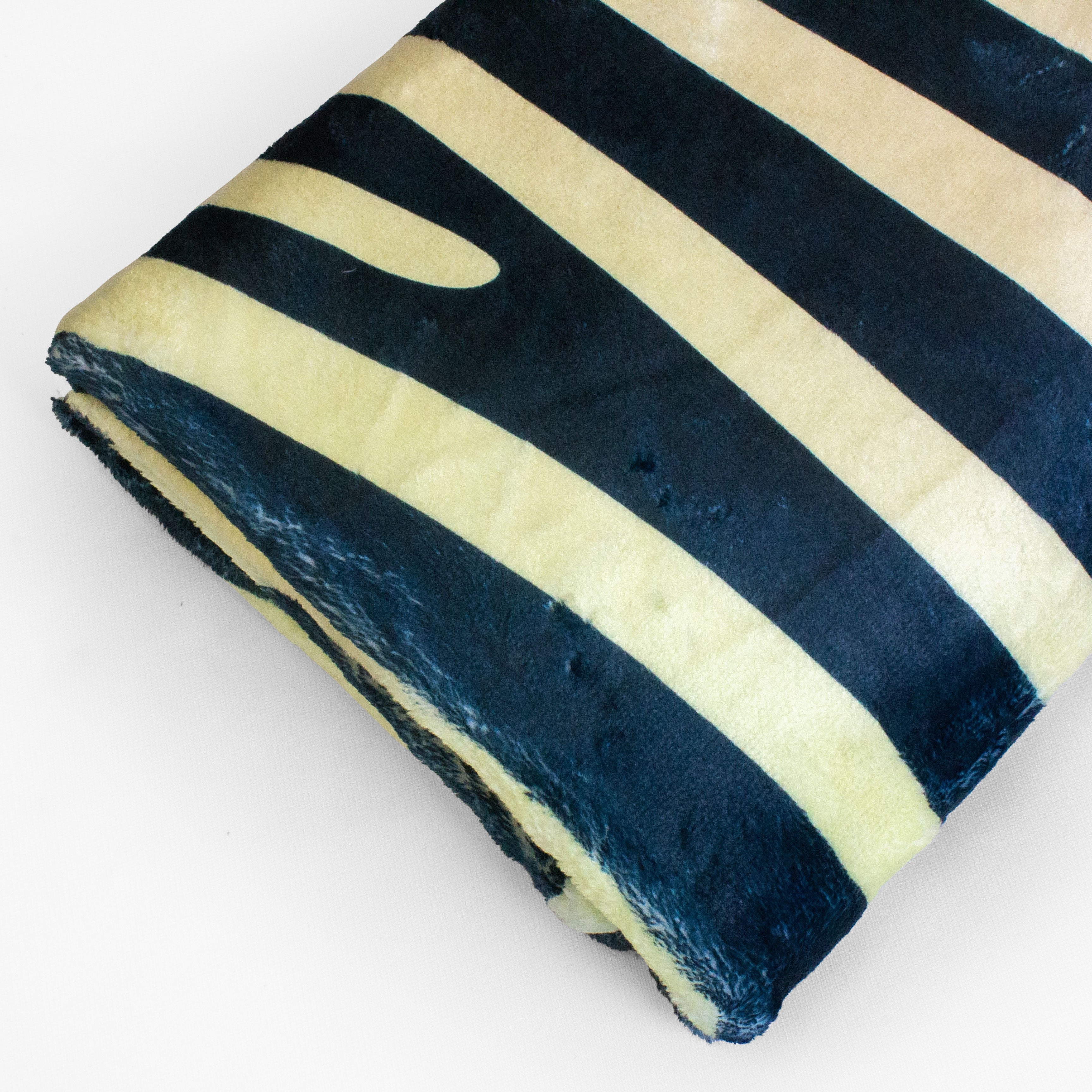 Zebra throw online