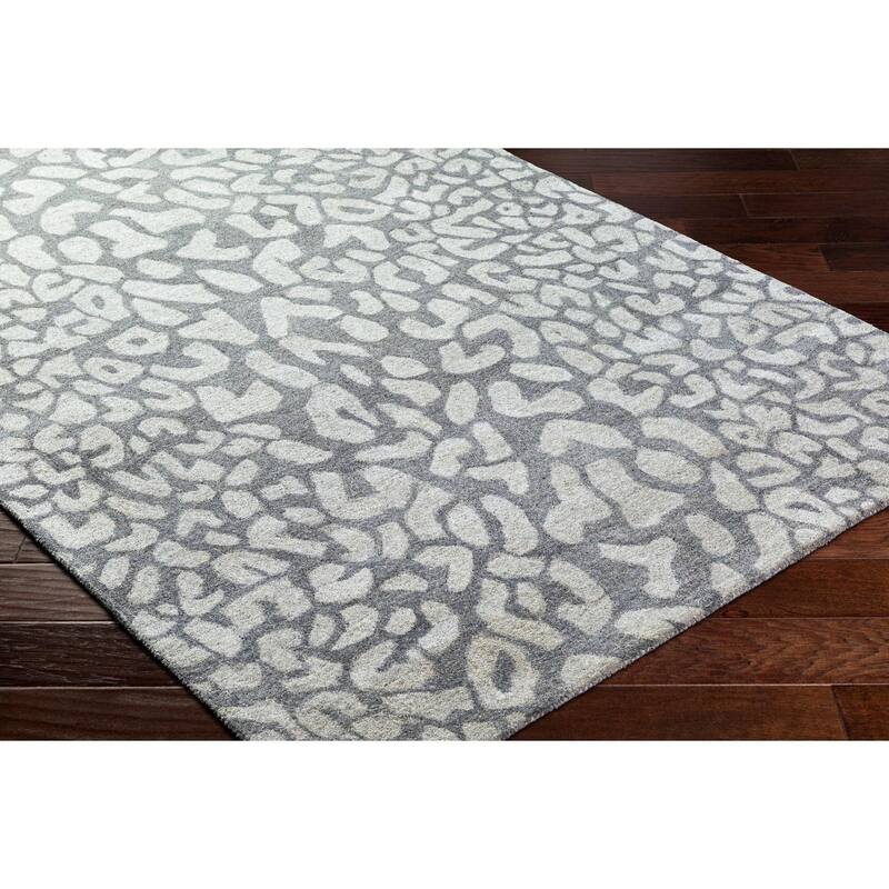 Hand-tufted Jungle Animal Print Wool Area Rug