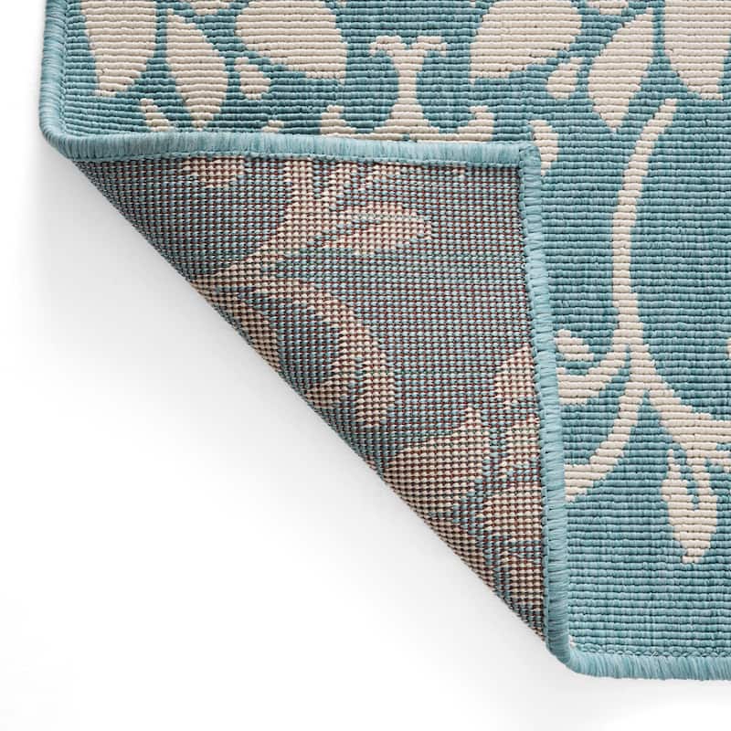 Sea Foam Outdoor Botanical Area Rug, Blue and Ivory by Christopher Knight Home