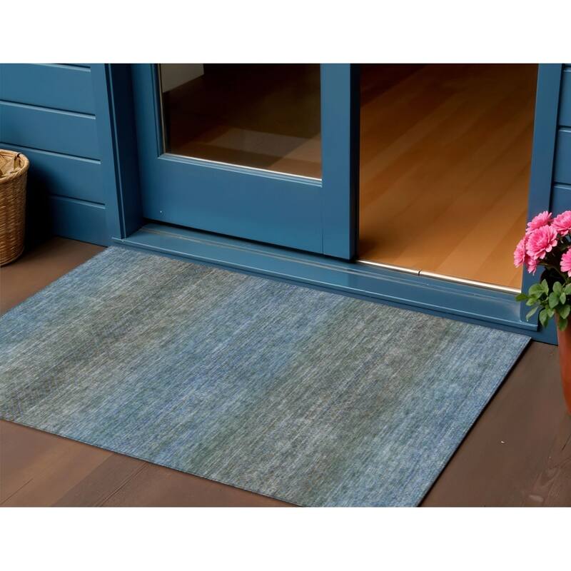 HomeRoots Geometric Transitional Rectangle Outdoor Rug - 3' x 5'