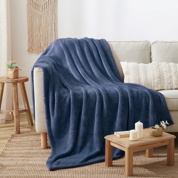 Indigo Ink Denim Navy Blue Soft Plush Faux Fur Polyester Throw