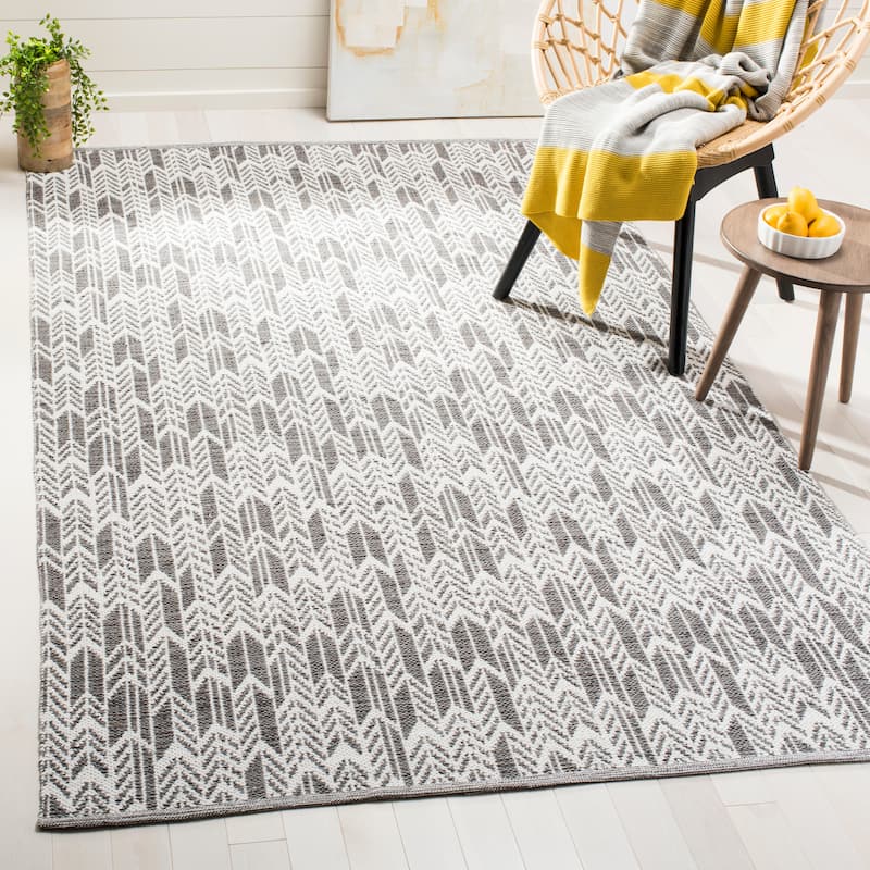 SAFAVIEH Handmade Flatweave Montauk Sjan Casual Cotton Rug - 5' x 8' - Charcoal/Ivory