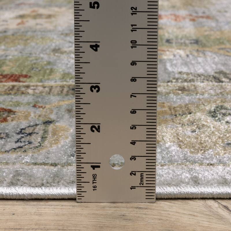 Esme Vintage Oriental Ivory/ Multi Area Rug