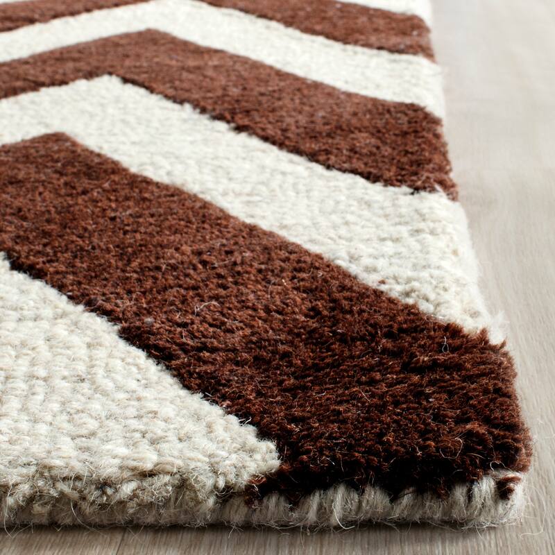 SAFAVIEH Handmade Cambridge Hicran Modern Moroccan Wool Rug