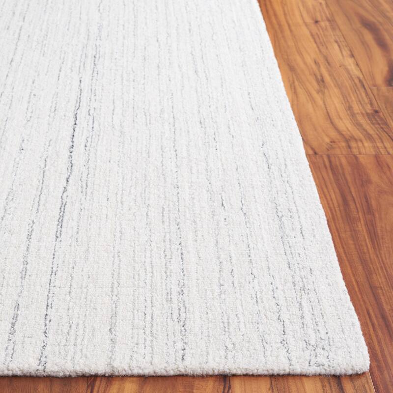 SAFAVIEH Handmade Ebony Gurcu Modern & Contemporary Wool Rug