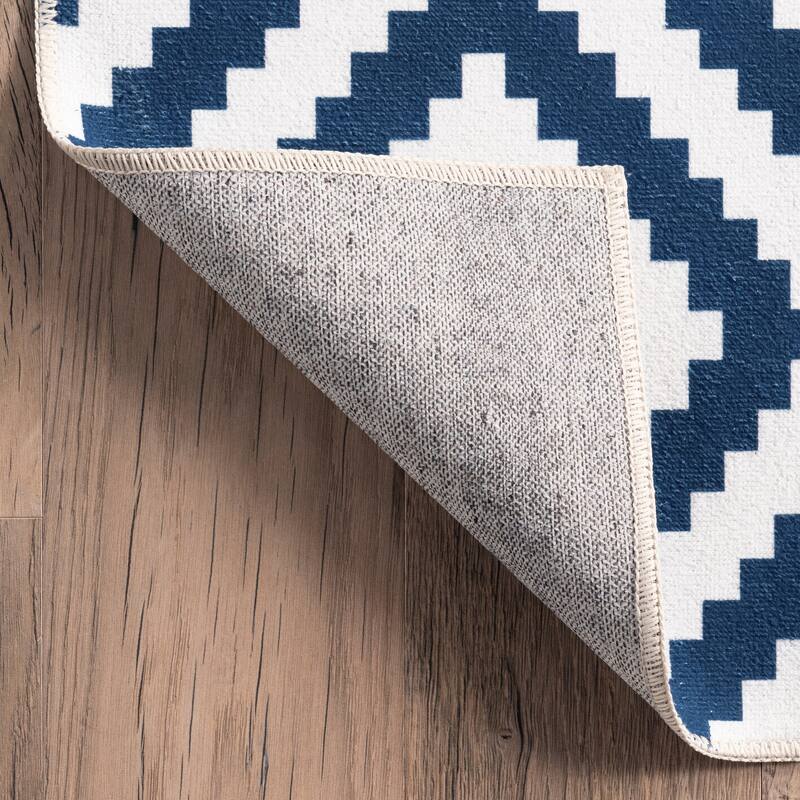 Nuloom Kellee SpinClean Machine Washable Modern Diamonds Area Rug